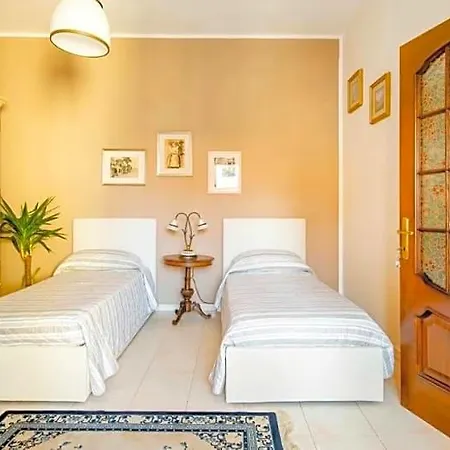 Maison Rosetta Iun-e4948 B&B 누오로
